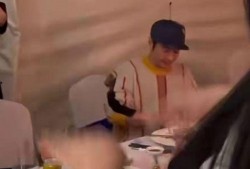 邹市明夫妇最新爆料视频,拳王背后的温馨瞬间