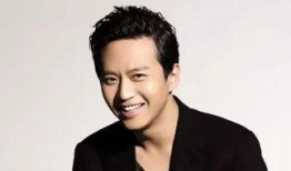 邓超爆料自己嘴唇视频,揭秘明星幕后生活点滴