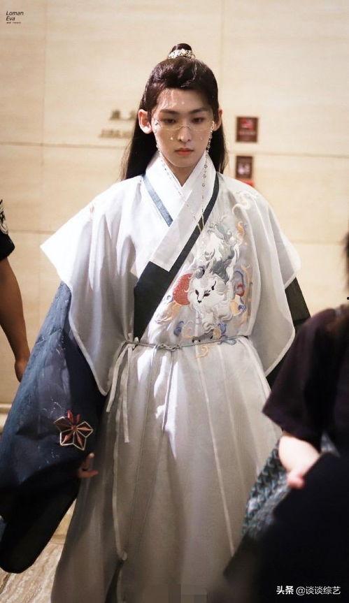 娱乐吃瓜君王一博肖战,娱乐圈的“吃瓜”焦点